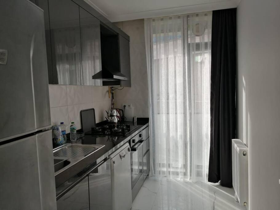 Sisli Apartment, 2 Bedrooms, 250 M Metro, New Modern Residence Стамбул Экстерьер фото